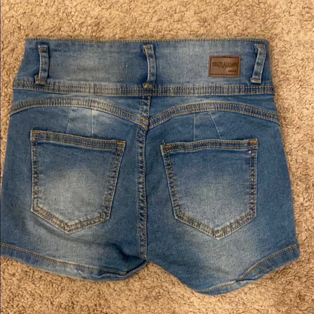 Shorts - Picture 2 of 2